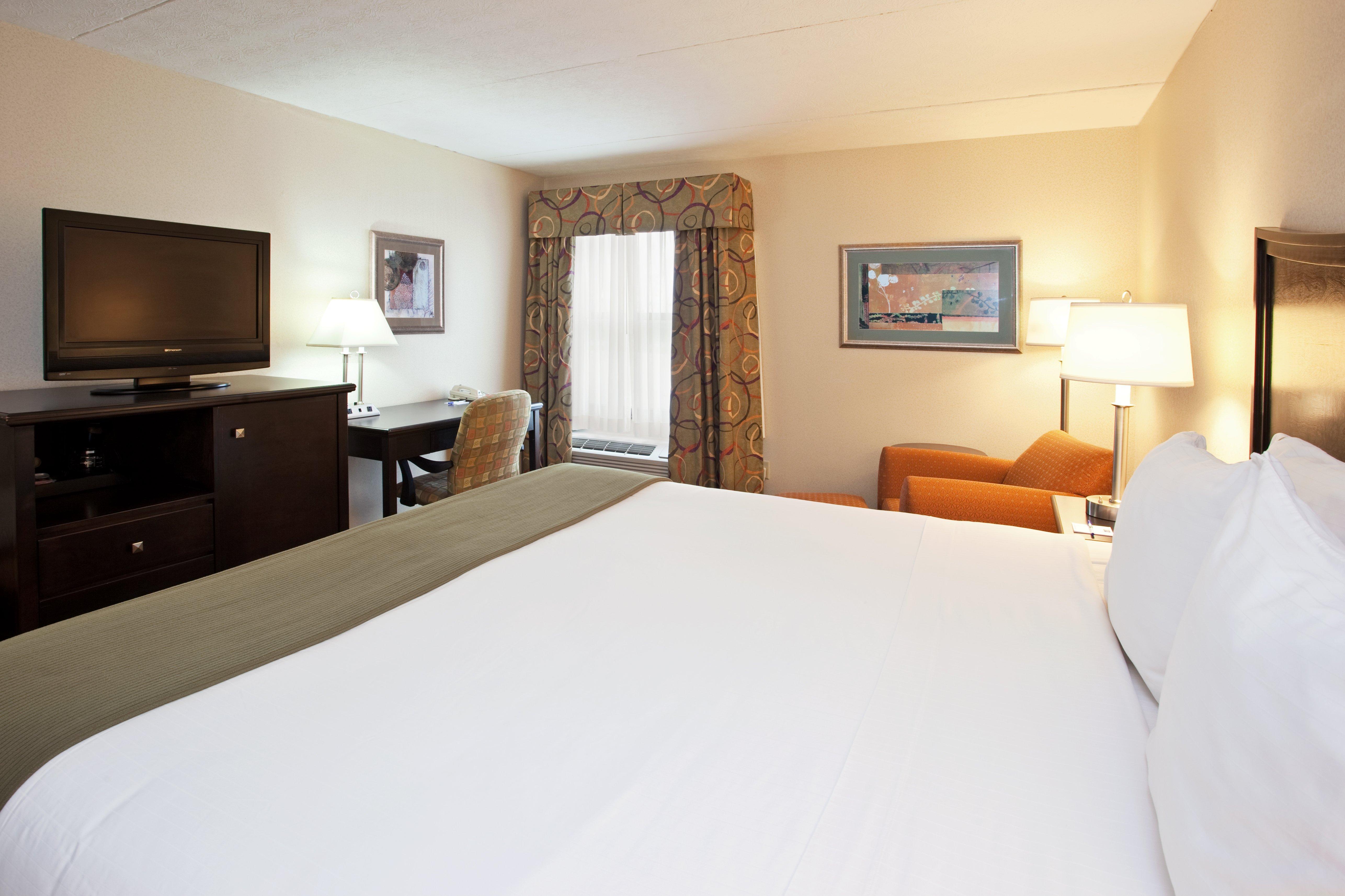Holiday Inn Express London-I-70 By Ihg Exterior photo