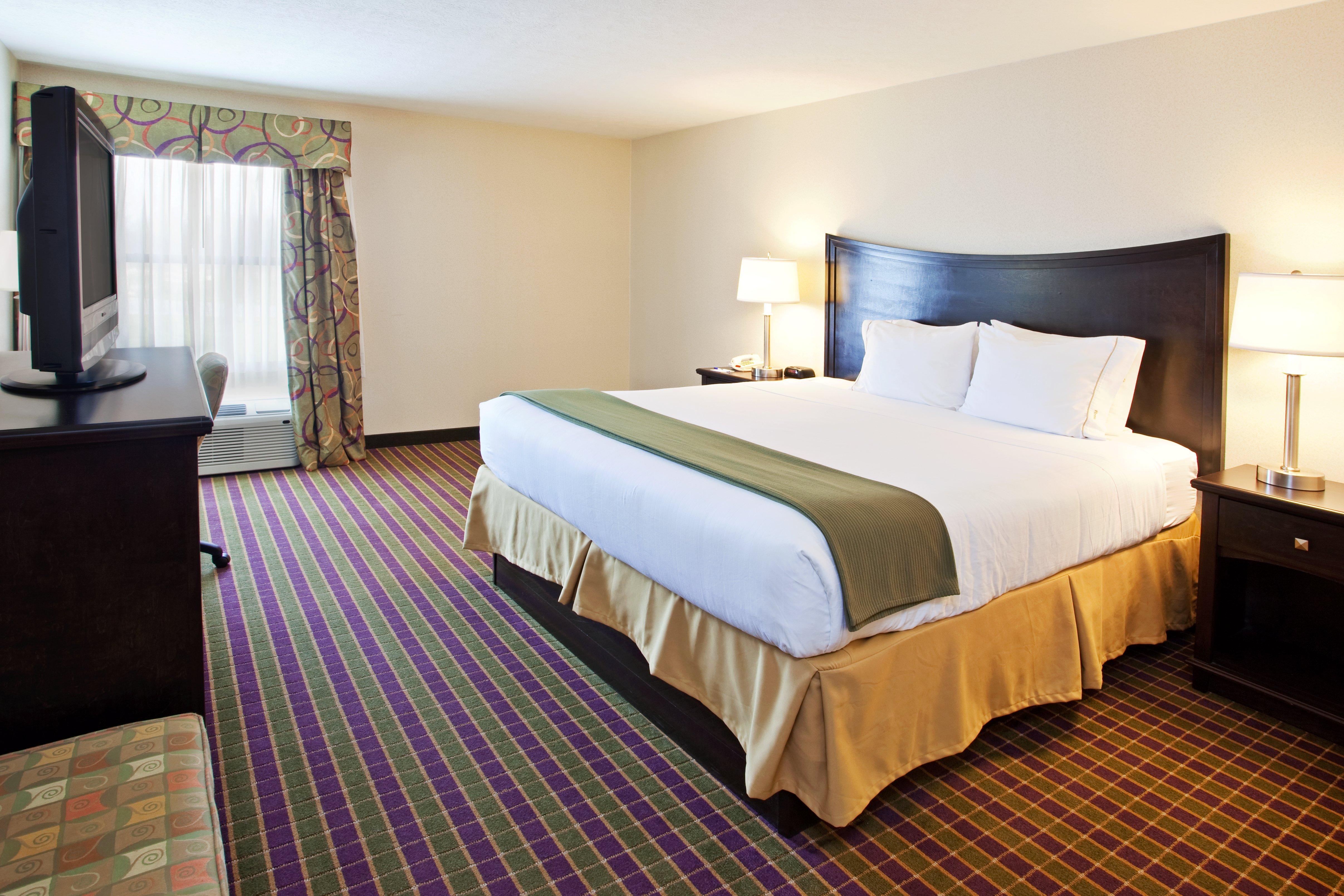 Holiday Inn Express London-I-70 By Ihg Exterior photo