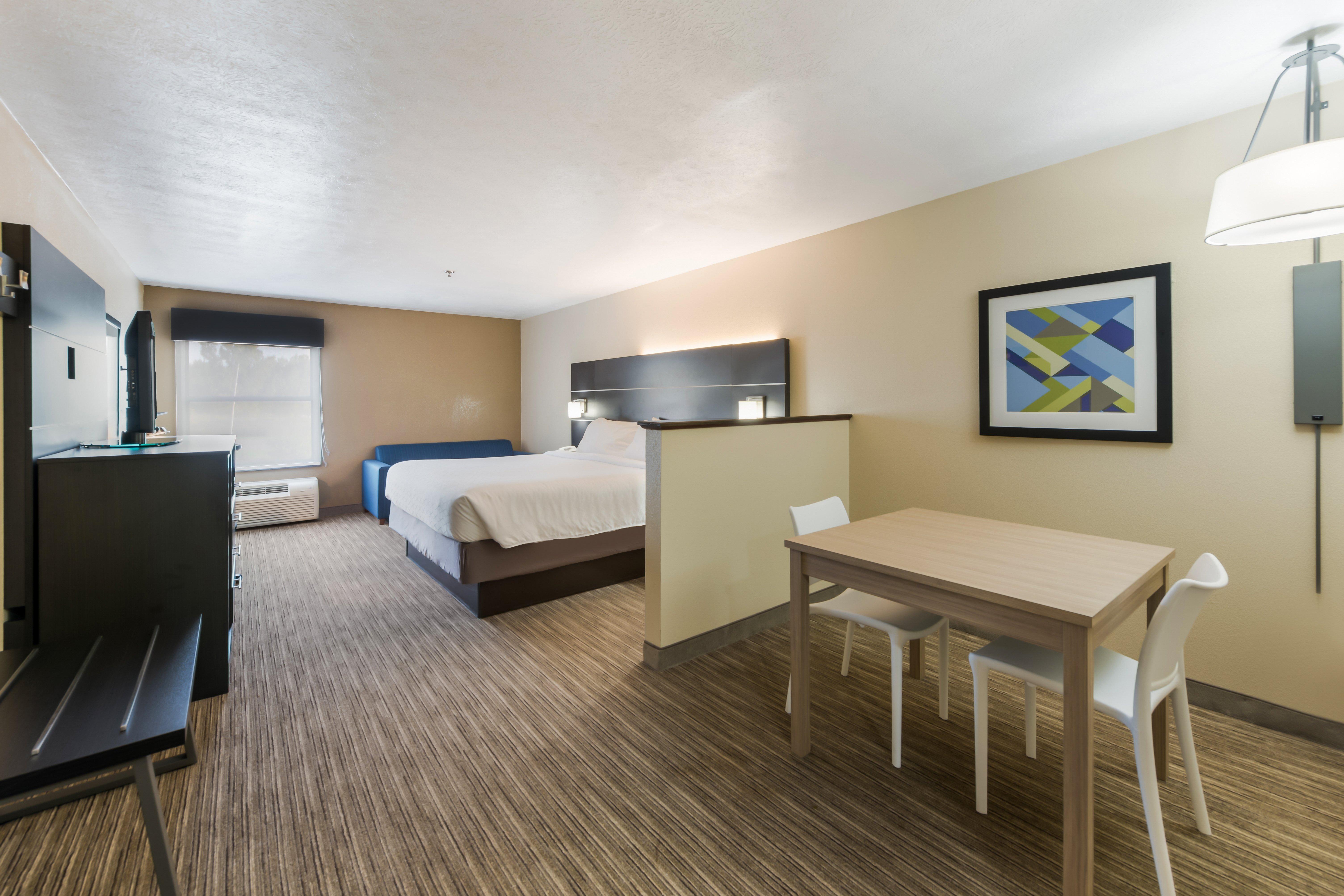 Holiday Inn Express London-I-70 By Ihg Exterior photo